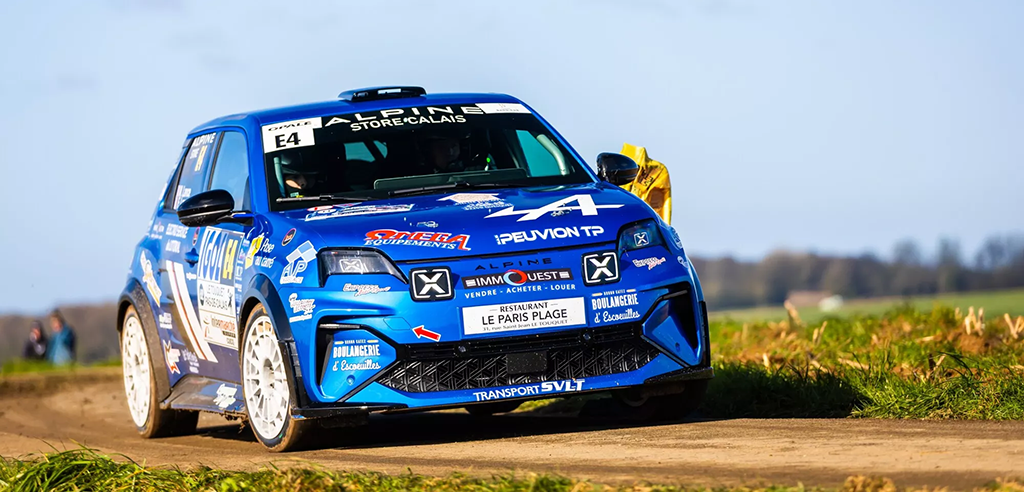 Trophée Alpine A290 Rallye : Rabilloud dicte sa loi sur les routes du Touquet 23 A 290 en spéciale sous le soleil