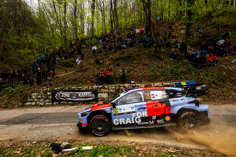 Hayden Paddon évite les pièges du Rallye de Croatie et sécurise une troisième place, son premier podium depuis 2018 Hayden Paddon