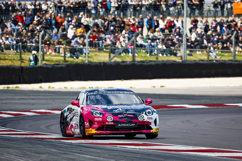 Alpine ELF Cup Series : Dijon-Prenois couronne de nouveaux visages dans un week-end d'anthologie 3 Alpine A 110 Cup