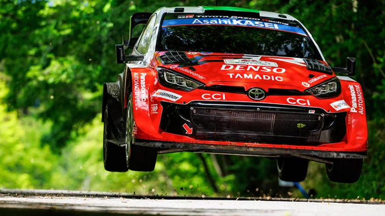 Voiture 33 (Elfyn Evans, Scott Martin)