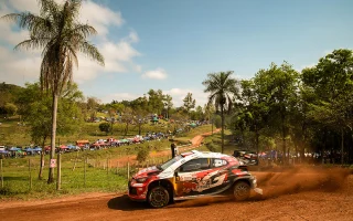 WRC RALLYE DU PARAGUAY : PAJARI FRÔLE LE TRIPLÉ, FOURMAUX ENFLAMME LA COURSE AU PODIUM ! 5 Car 1 Sebastien Ogier Vincent Landais copie