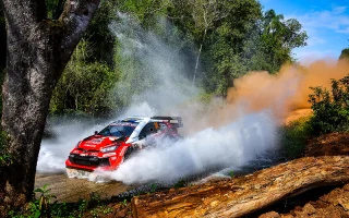 WRC RALLYE DU PARAGUAY : PAJARI FRÔLE LE TRIPLÉ, FOURMAUX ENFLAMME LA COURSE AU PODIUM ! 2 Car 99 Oliver Solberg Elliott Edmondson copie 1