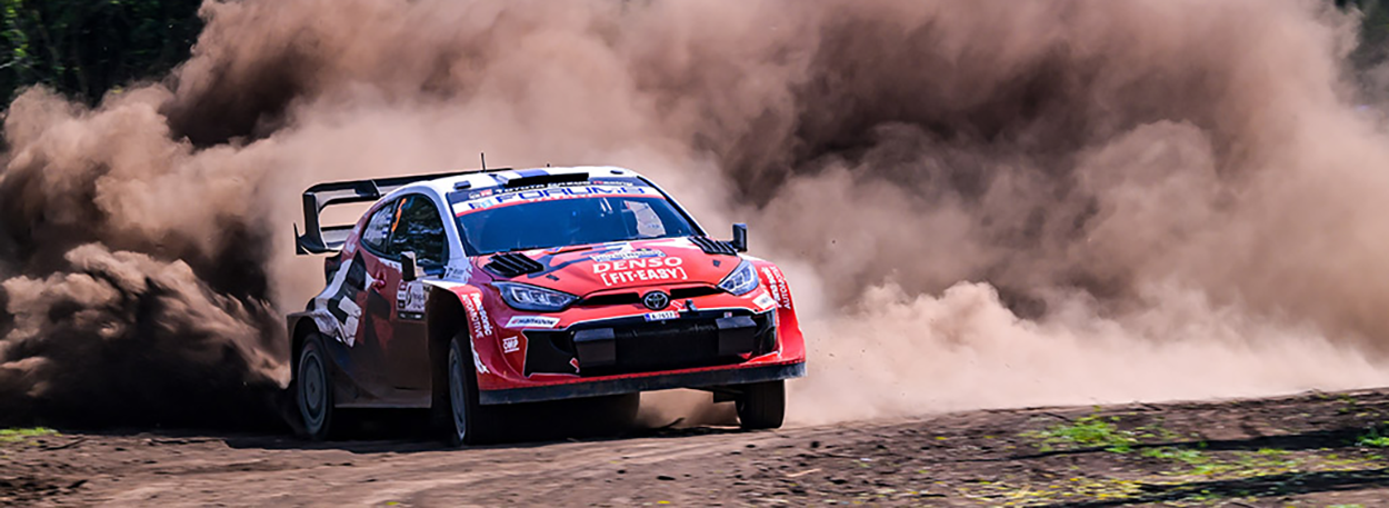 Rallye du Chili 2026-WRC : Tournant Décisif pour le Titre Toyota 18 Toyota GR Yaris Rally1 dans un nuage de poussière au Rallye du Chili 2026