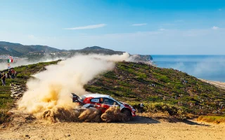 Sardaigne : Evans touche enfin au BUT ET S'OFFRE SON PREMIER SACRE MONDIAL 4 Voiture 18 Takamoto Katsuta Aaron Johnston